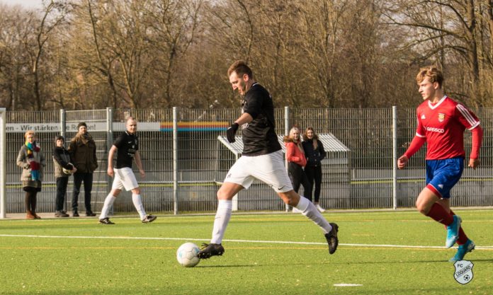 Nicht zu halten: FCL-Routinier Martin Peters steuerte gleich vier Treffer zum FCL-Erfolg bei. FCL-Bild: Reiner Poets