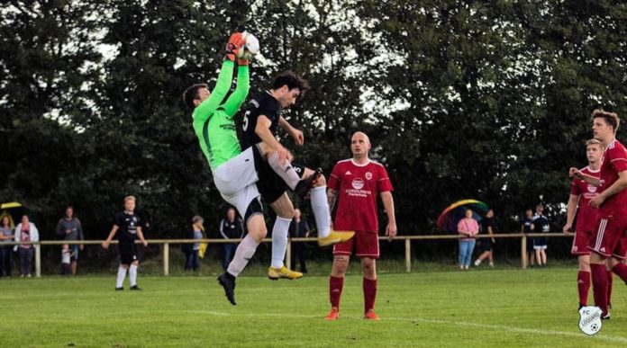 Unsere Loquarder müssen beim diesjährigen Sparkassen-Pokal bereits in der ersten Runde die Segel streichen. FCL-Bild: Reiner Poets