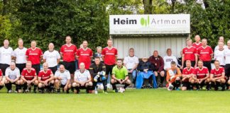 Die FCL-Meistermannschaft der Spielzeit 1990/1991 formierte sich am gestrigen Samstag erneut auf dem Loquarder Grün. FCL-Bild: Silke Ulferts