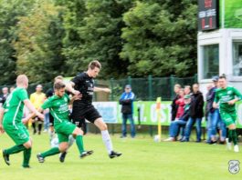 FCL-Abräumer Jann Marten Swyter setzt sich durch. FCL-Bild: Reiner Poets