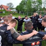 Nach einem 4:2-Heimspielsieg gegen Germania Wiesmoor feiert unser FCL den Aufstieg in die Bezirksliga.