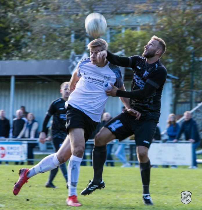 An der Dortmunder Straße verspielte unser FC Loquard eine zwei-Tore-Führung und muss sich am Ende mit einem 2:2-Unentschieden begnügen. FCL-Bild: Reiner Poets