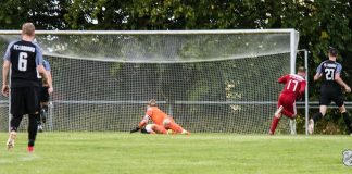 Ein indiskutabler zweiter Durchgang unserer Loquarder am vergangenen Samstag kostete schlussendlich wertvolle Ostfrieslandliga-Punkte. FCL-Bild: Reiner Poets