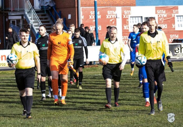 Beim Tabellenführer der Ostfrieslandliga, BW Borssum, unterlagen unsere Mannen trotz ansprechender Leistung mit 4:0 (1:0). FCL-Bild: Reiner Poets