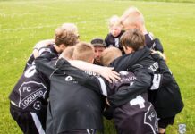 Vom SV Engelhafte trennte sich unser fußballerischer Nachwuchs mit einer knappen 5:6-Niederlage. FCL-Bild: Reiner Poets