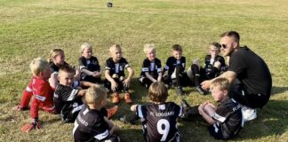 Gegen den fußballerischen Nachwuchs des FC Frisia Emden gewannen unsere Loquarder bei hochsommerlichen Temperaturen mit 1:0.