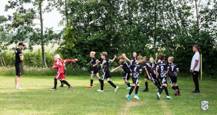 Für unseren fußballerischen Nachwuchs stand am gestrigen Dienstag das Saisonfinale in der Fair-Play-Liga an. FCL-Bild: Reiner Poets