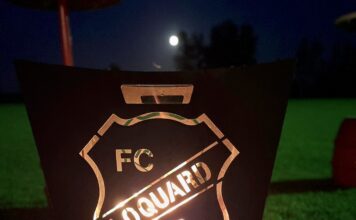 Nach der Rückkehr nach Loquard ließen unsere Mannen die Saison mit der traditionellen Saisonabschlussfeier ausklingen.