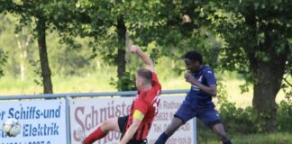 Sinnbildlich: Kapitän Leon Beekhuis hat, wie seine Mitspieler, sein Herz auf dem Platz gelassen. Bild: Lisa-Marie Mergner