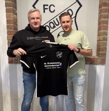 Sommer-Neuzugang Nummer 3: Ab der Spielzeit 2025/2026 läuft Leon Beekhuis (rechts) im FCL-Trikot auf - sehr zur Freude seines künftigen Trainers André Popp (links).